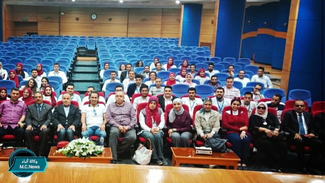 وفد جامعة طنطا أثناء الزيارة
