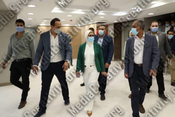 وزيرة الصحة تزور المستشفى العام بالإسماعيلية